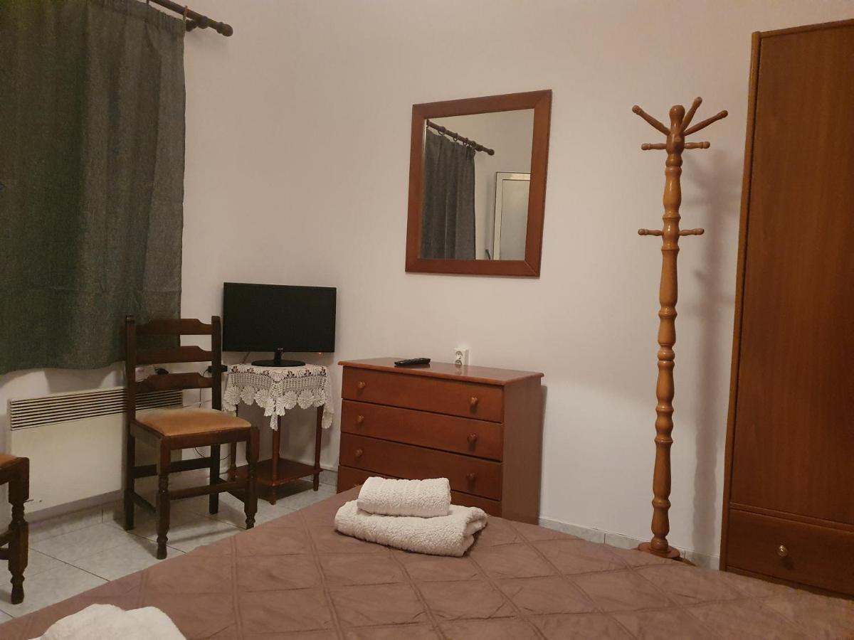 Soullas Apart -Ελλαδα- Apartment แอร์มูโปลี ภายนอก รูปภาพ
