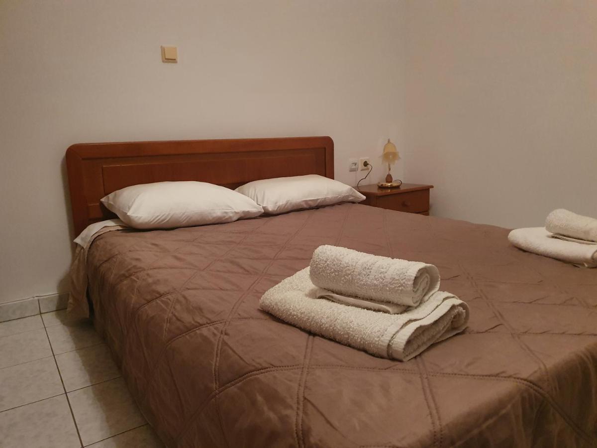 Soullas Apart -Ελλαδα- Apartment แอร์มูโปลี ภายนอก รูปภาพ
