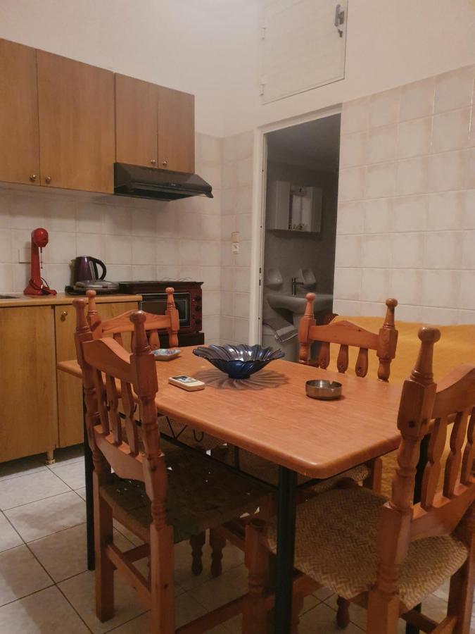 Soullas Apart -Ελλαδα- Apartment แอร์มูโปลี ภายนอก รูปภาพ