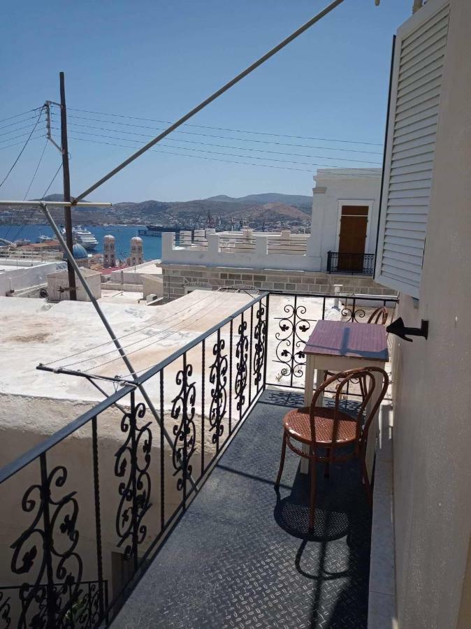 Soullas Apart -Ελλαδα- Apartment แอร์มูโปลี ภายนอก รูปภาพ